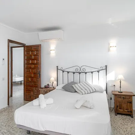 Via Romana 87 Casasol 네르하