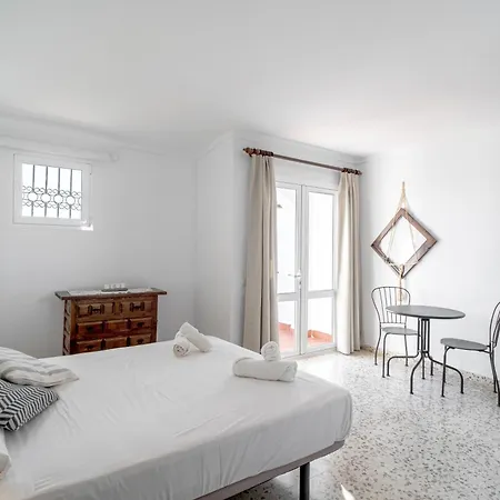 Via Romana 87 Casasol Tatil Evi *