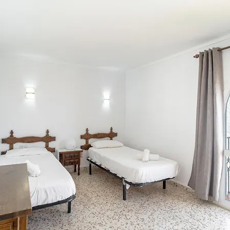 Via Romana 87 Casasol * 네르하